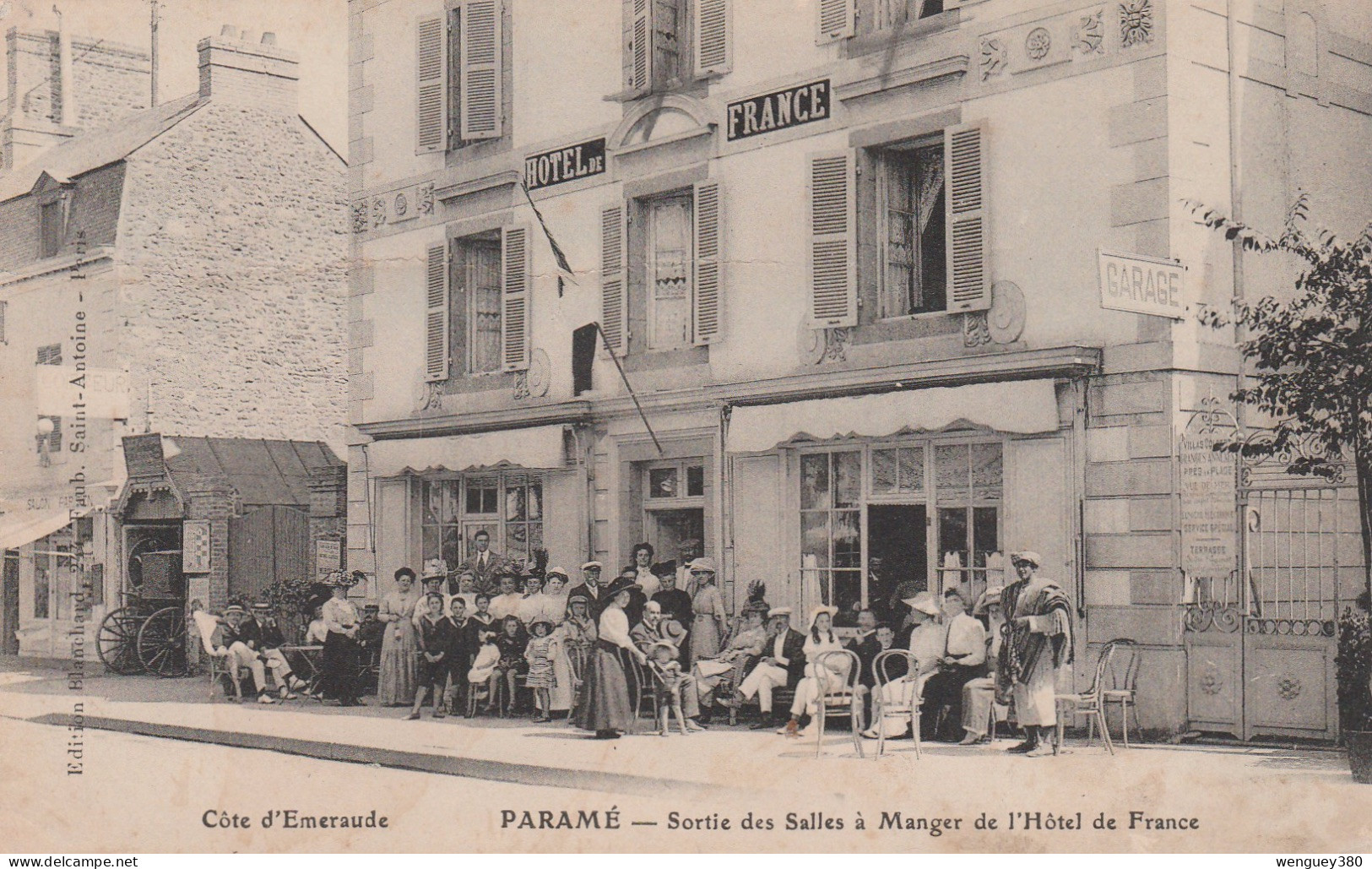 35  PARAME  SAINT-MALO ROTHENEUF  Sortie Des Salles à Manger De L'Hôtel De France   SUP PLAN  ENV. 1910   RARE - Parame