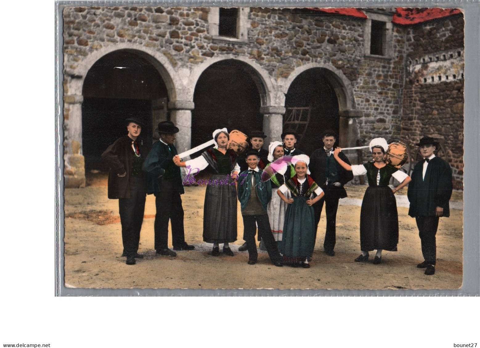 FOLKLORE - Troupe De Jeune Normands Et Triolets Femme Enfant Costume Calvados - Basse-Normandie