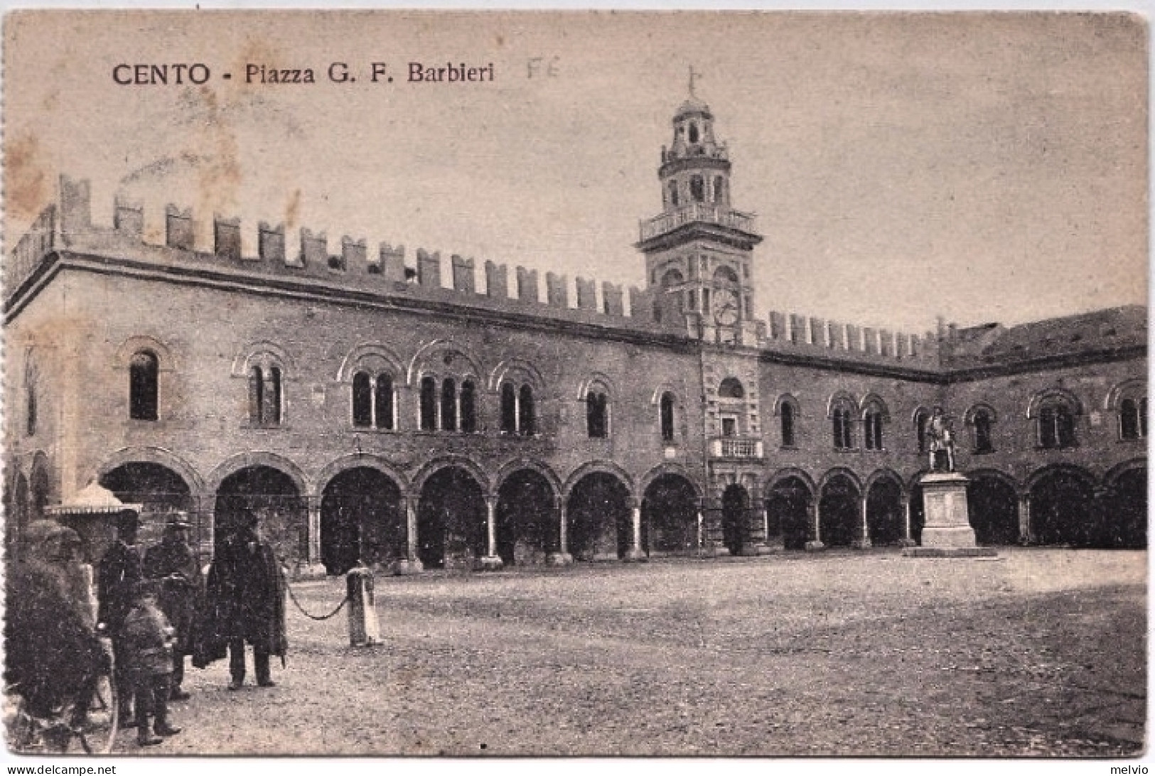 1923-Cento (Ferrara) Piazza G.F. Barbieri, Viaggiata - Ferrara