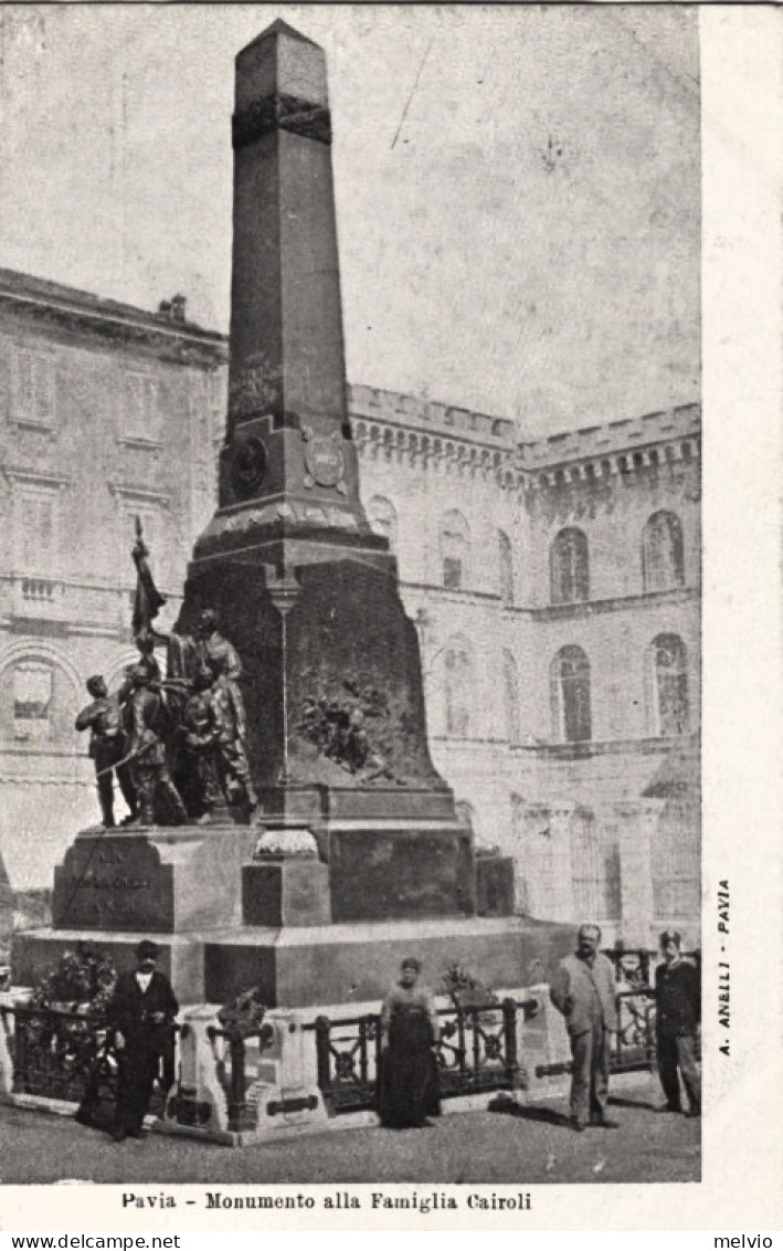 1904-ca.-Pavia, Persone In Posa Di Fronte Al Monumento Alla Famiglia Cairoli - Pavia