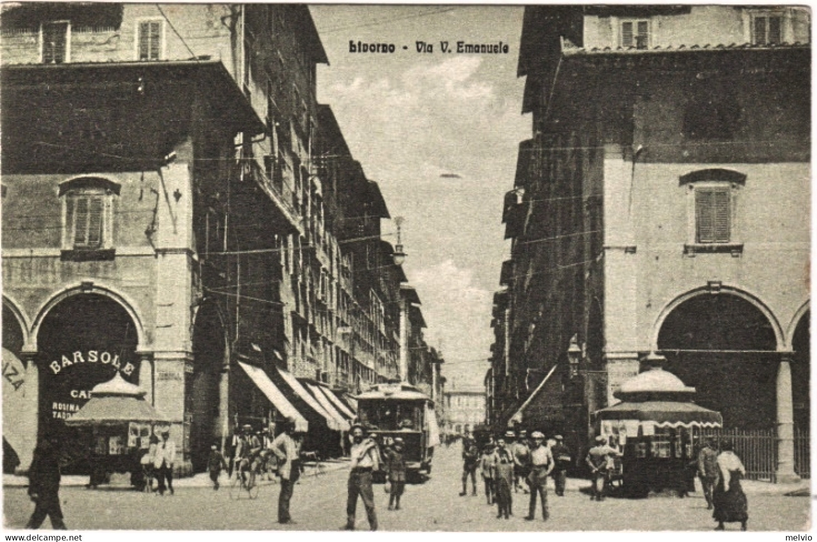 1920circa-Livorno Via V.Emanuele Animata Tram, Non Viaggiata - Livorno