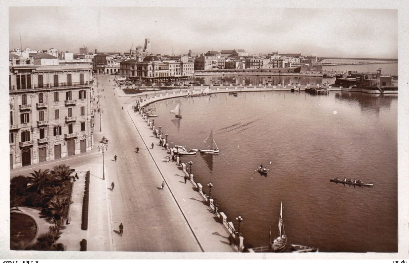 1940-Bari Lungomare Nazario Sauro,viaggiata - Bari