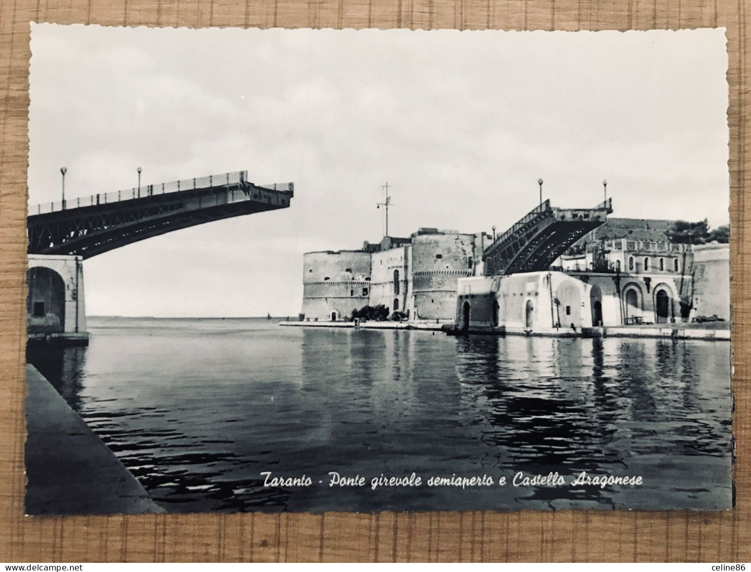  TARANTO Swing Bridge Half Open And Aragon Castle  - Taranto