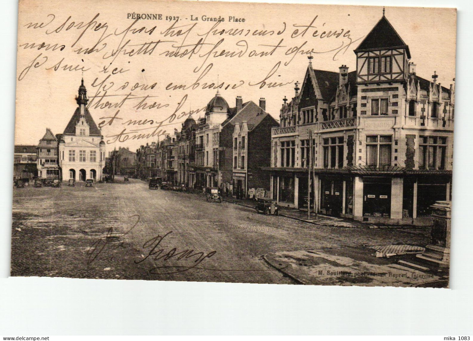 80 - Péronne - La Grande Place - Peronne