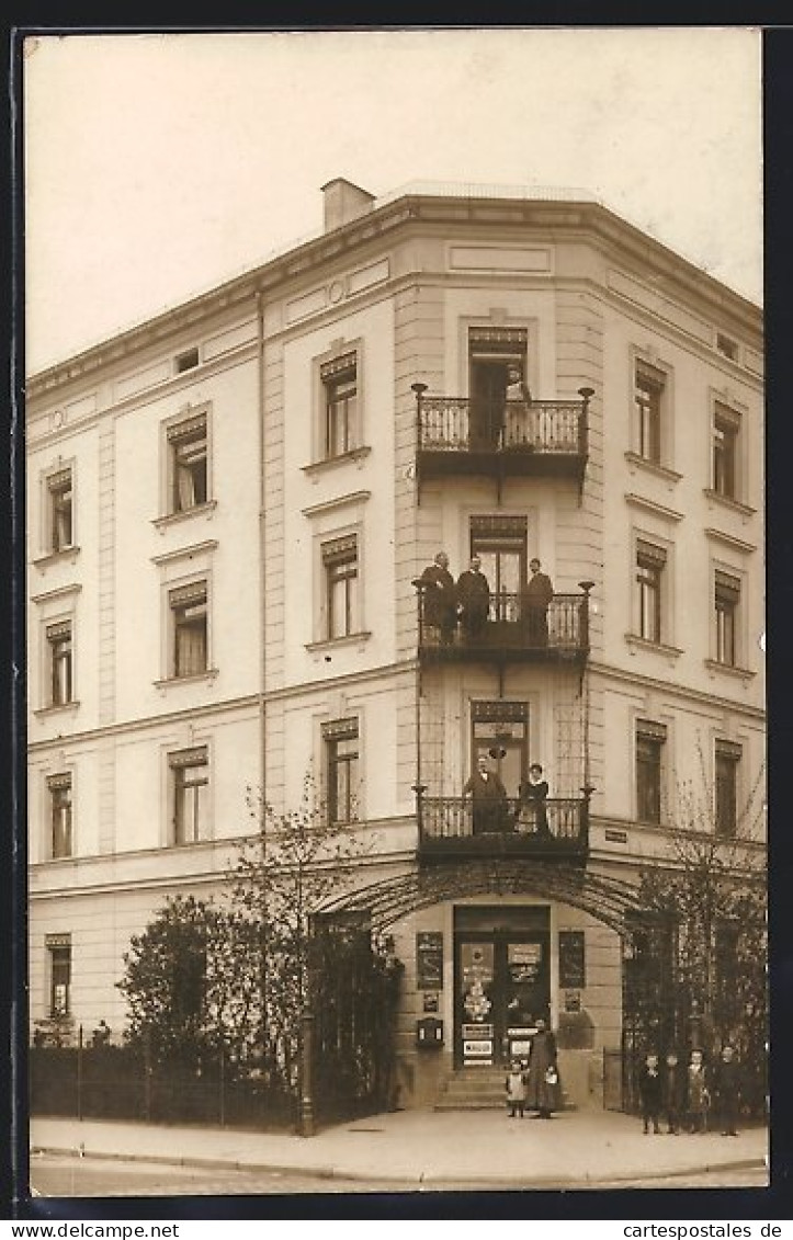 Foto-AK Augsburg, Sulzerstrasse Ecke Calmbergstrasse  - Augsburg