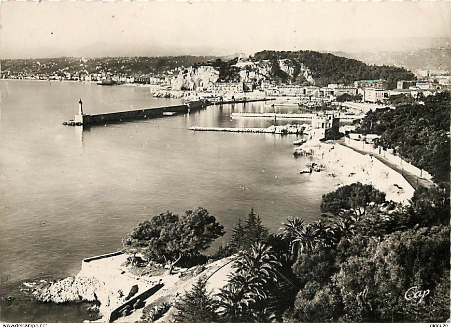 06 - Nice - Vue Générale - Carte Dentelée - CPSM Grand Format - Voir Scans Recto-Verso - Panoramic Views