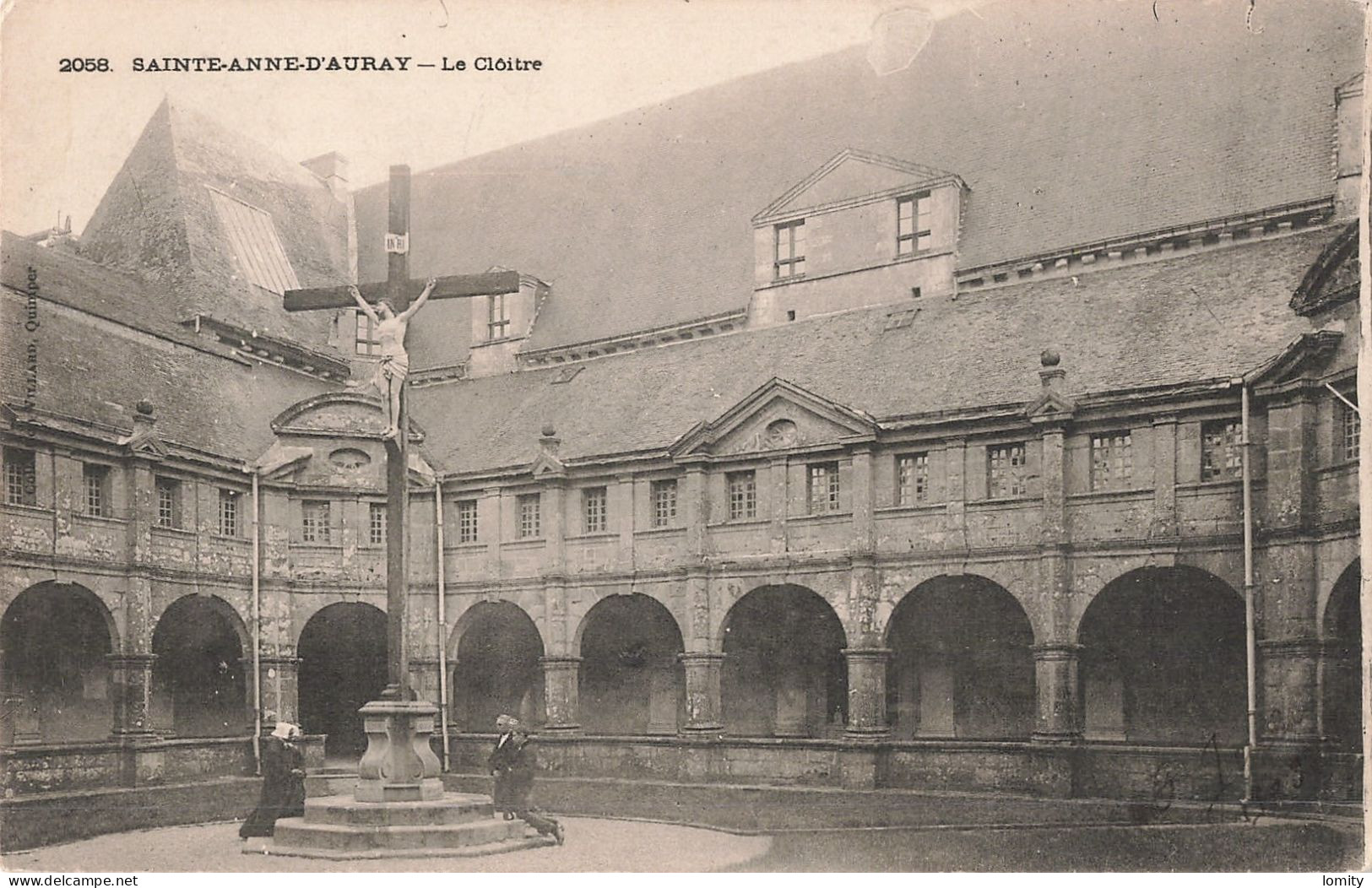 Destockage lot de 20 cartes postales CPA du Morbihan Carnac Saint anne d' Auray ile aux Moines Damgan Lorient