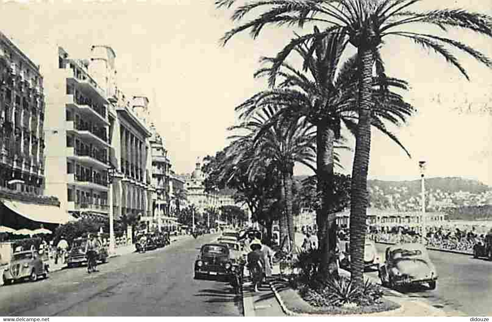 06 - Nice - La Promenade Des Anglais - Automobiles - CPM - Voir Scans Recto-Verso - Transport Urbain - Auto, Autobus Et Tramway