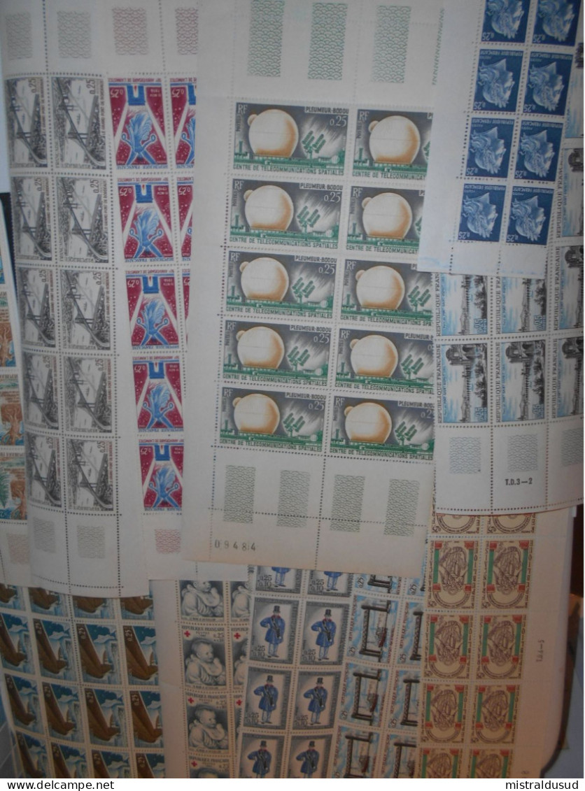 France Collection,timbres Neuf Faciale 67,25  Francs Environ 10,20 Euros Pour Collection Ou Affranchissement - Collections