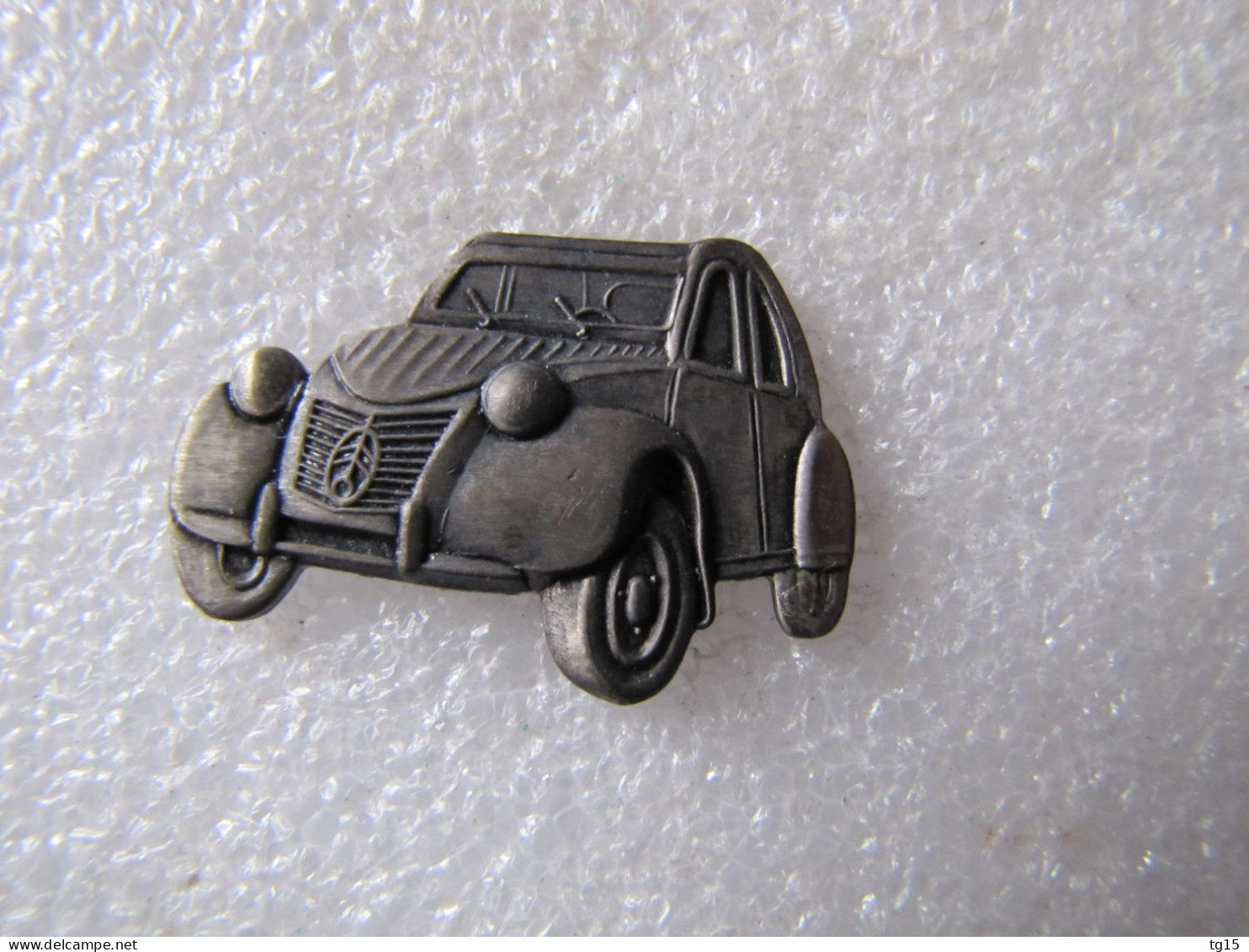 PIN'S   CITROEN 2 CV  Zamak  Relief - Citroën