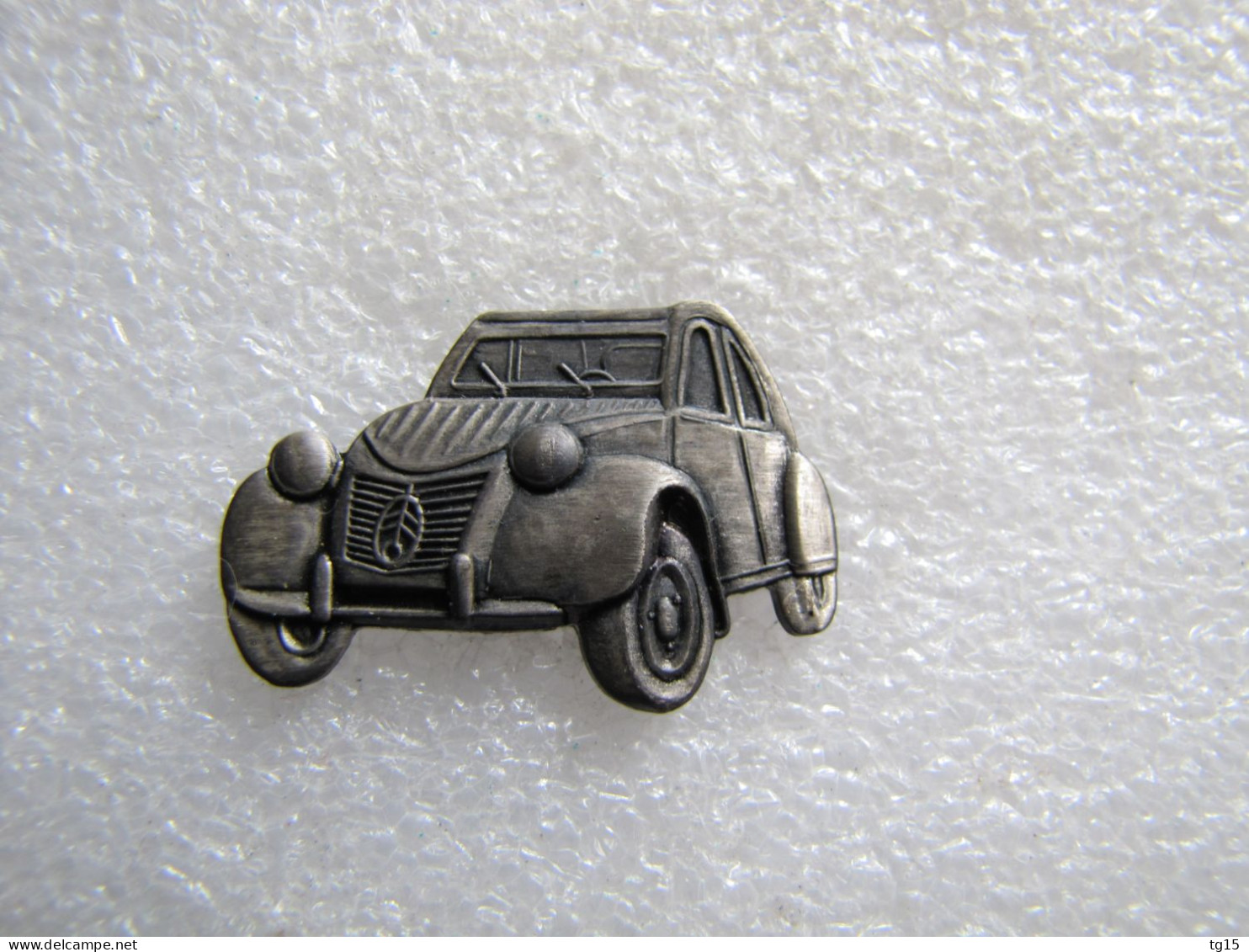 PIN'S   CITROEN 2 CV  Zamak  Relief - Citroën