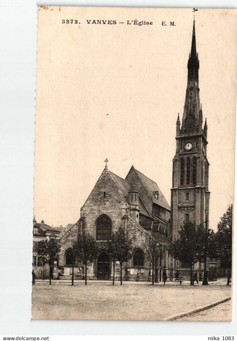 92 - Vanves - L'Eglise - Vanves