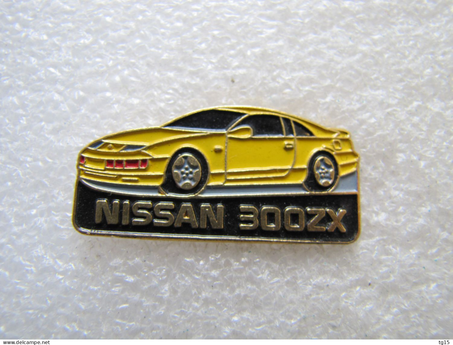 PIN'S   NISSAN    300 ZX   Version Metal Cloisonné - Altri & Non Classificati