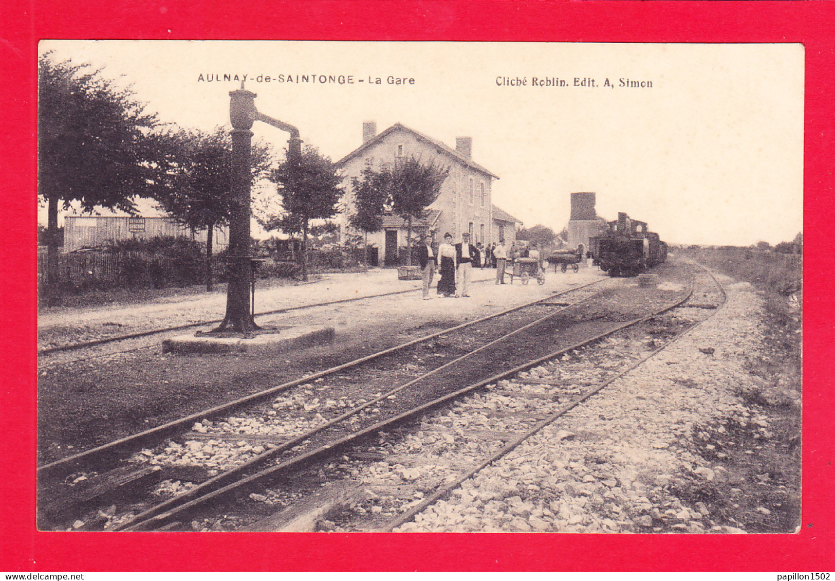 F-17-Aulnay De Saintonge-19Ph120  La Gare, Vue Sur Les Voies, Le Train, Cpa BE - Aulnay