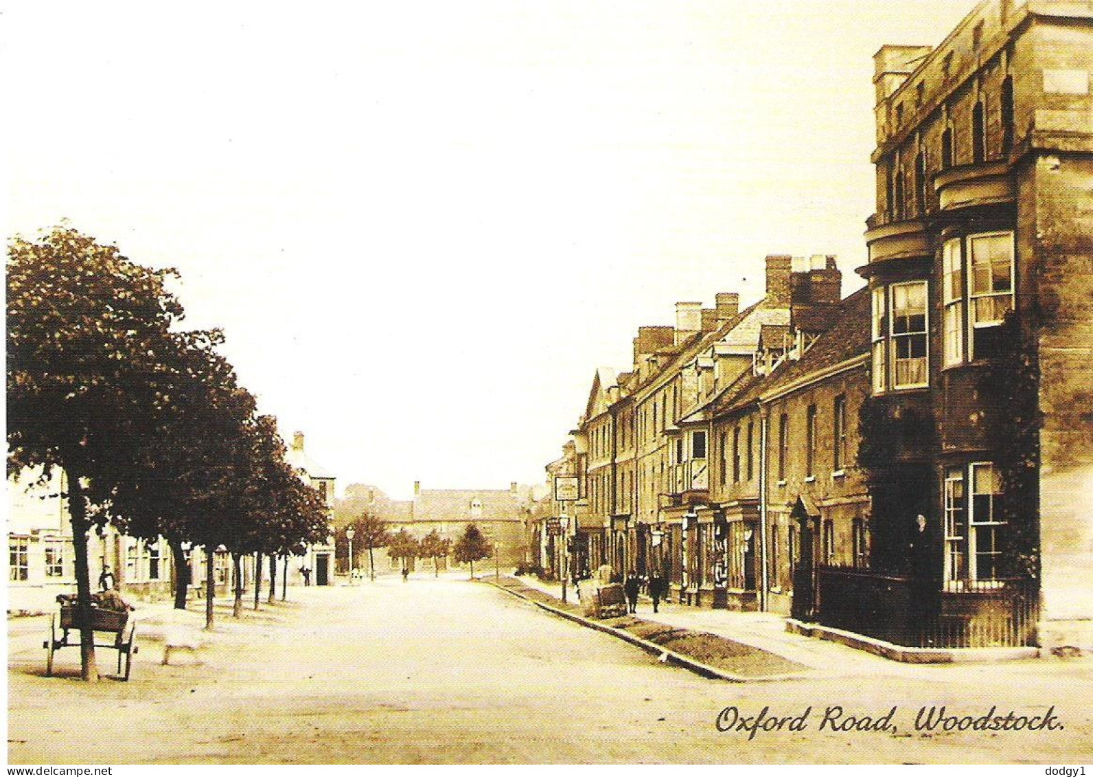REPRODUCTION CARD, OXFORD ROAD, WOODSTOCK, OXFORDSHIRE. ENGLAND. UNUSED POSTCARD Mm8 - Sonstige & Ohne Zuordnung