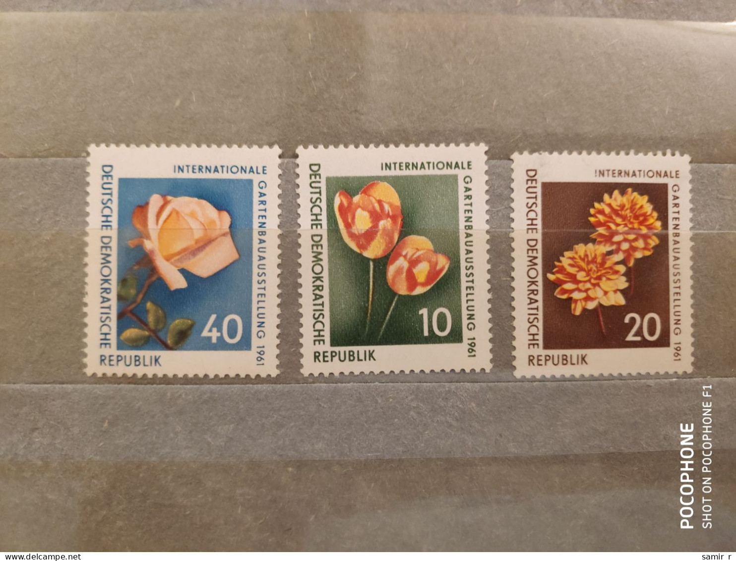 1961	Germany	Flowers (F89) - Unused Stamps