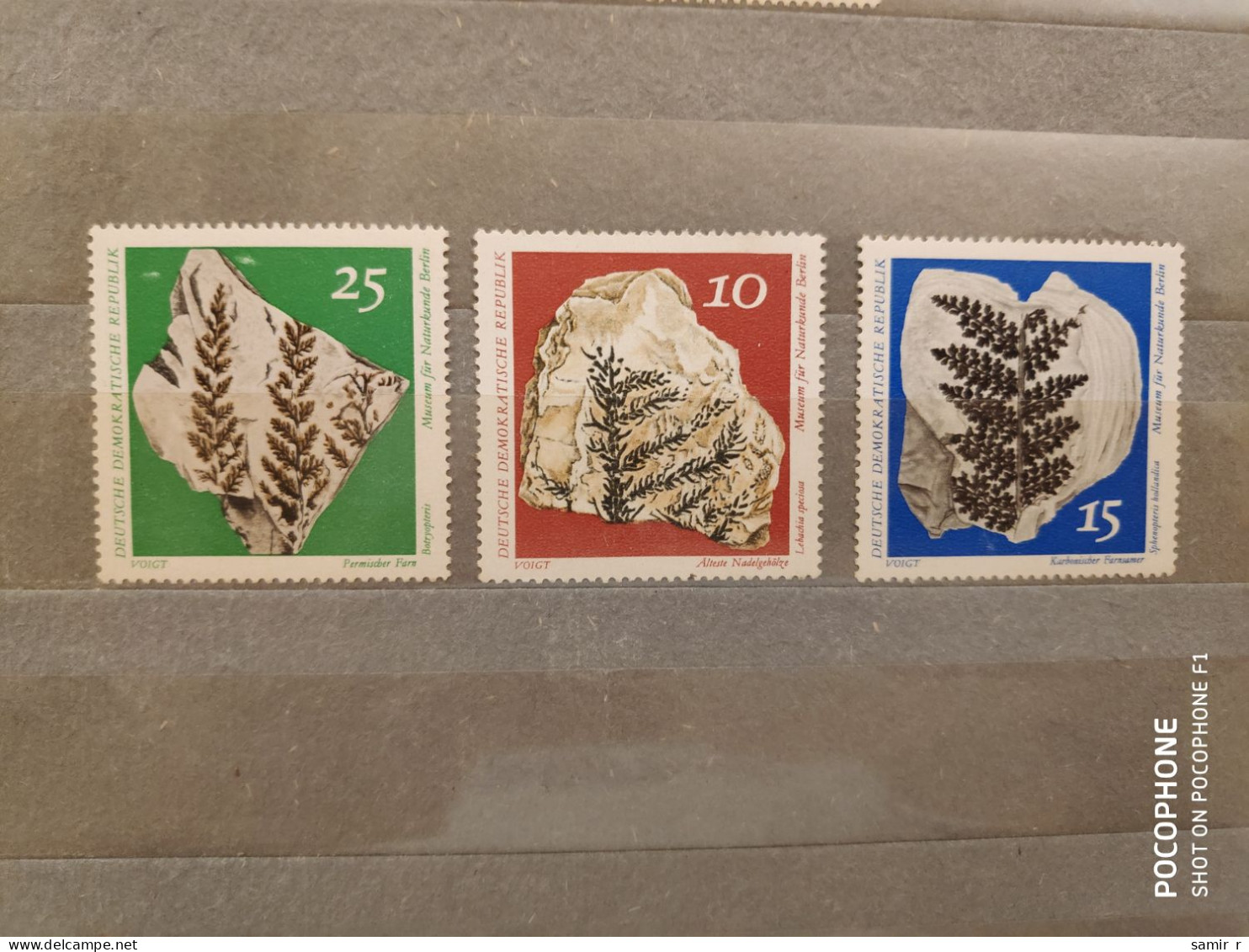 Germany	Flowers (F89) - Unused Stamps