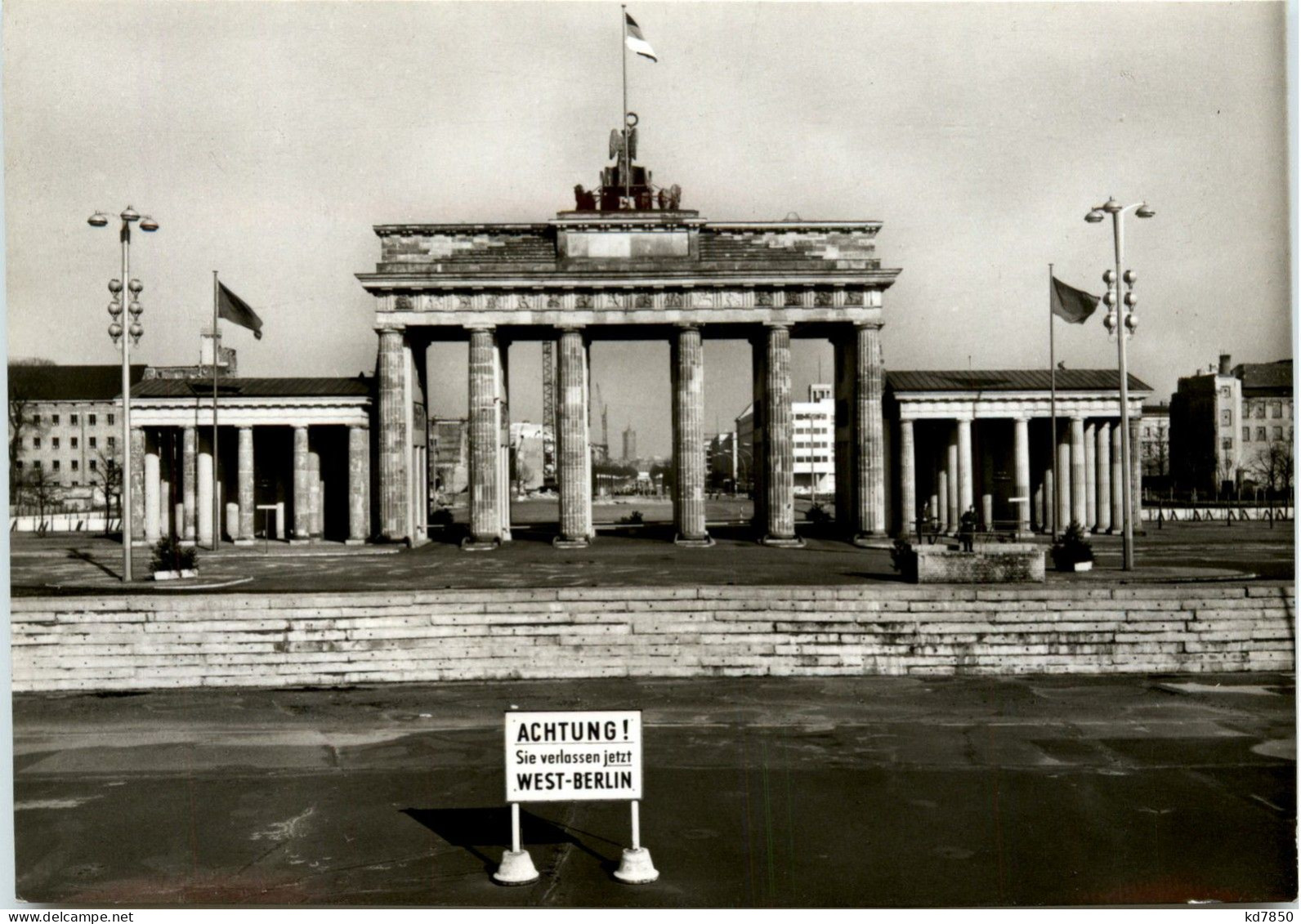 Sperrmauer Am Brandenburger Tor - Brandenburger Tor