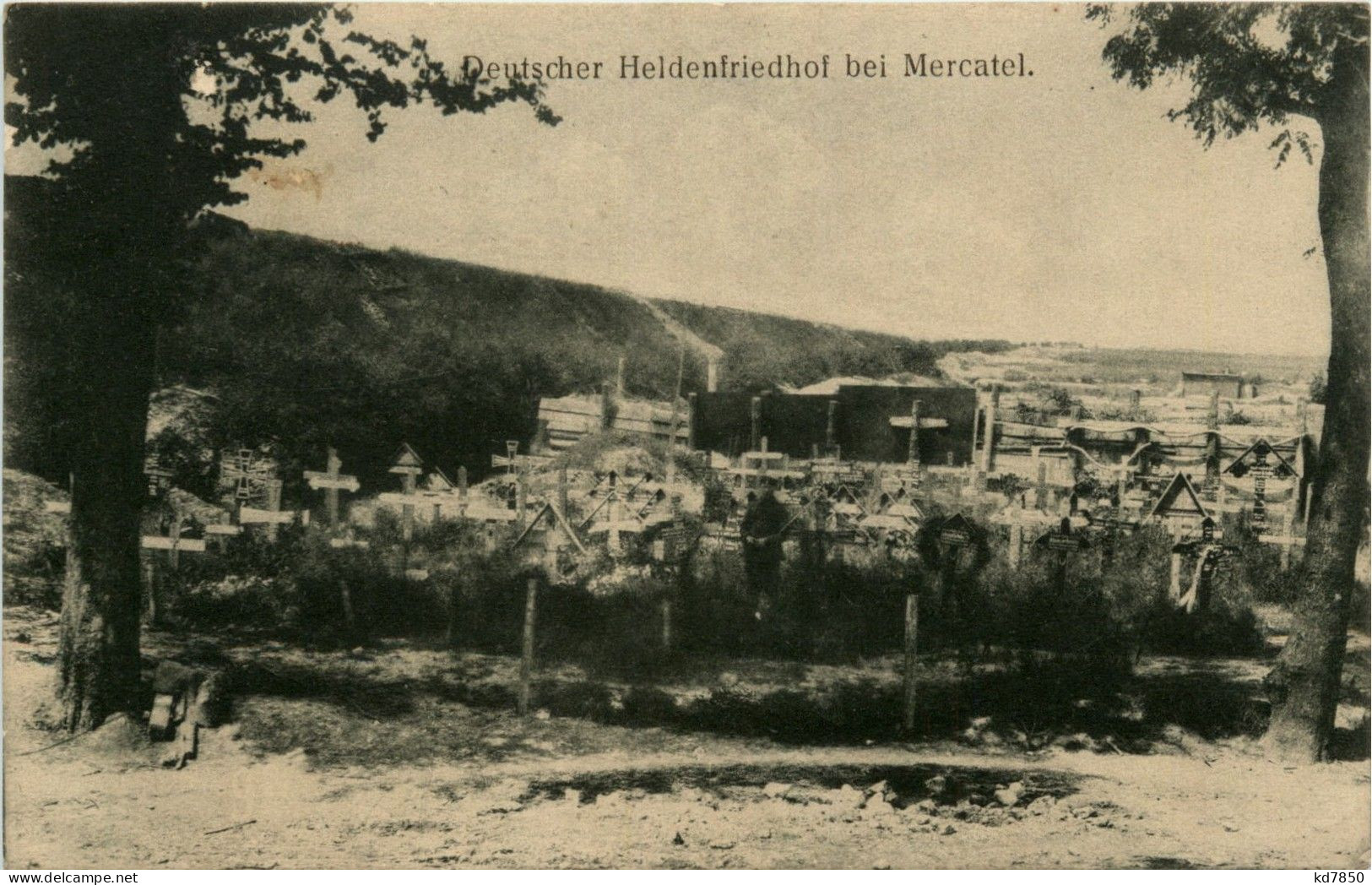 Deutscher Heldenfriedhof Bei Mercatel - Cimetières Militaires