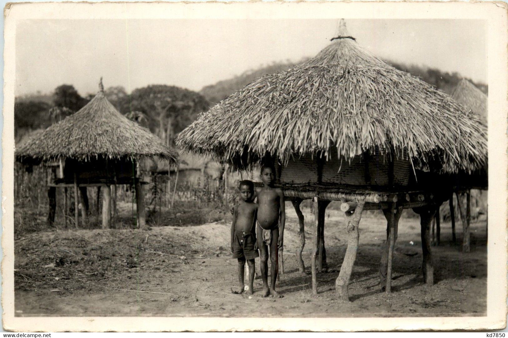 Oubangui - Silos A Riz - Zentralafrik. Republik