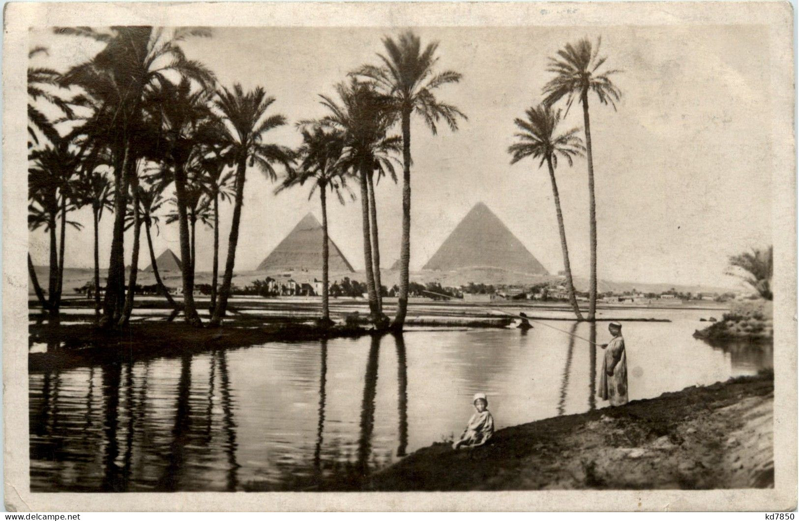 The Pyramids During The Imundation - Piramidi