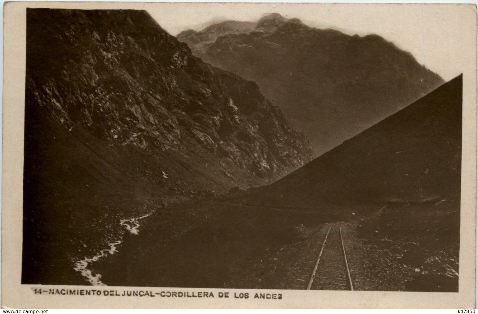 Nacimiento Del Juncal - Cordillera De Las Anges - Argentine