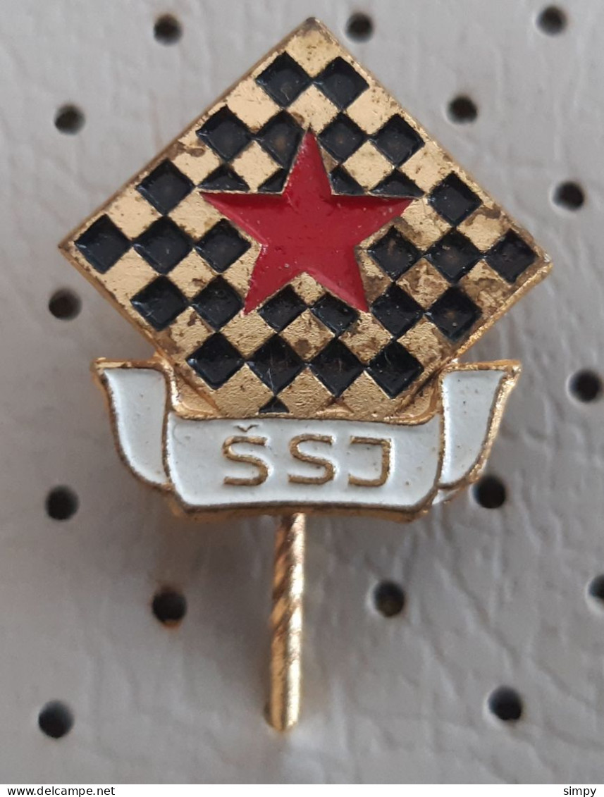 Chess Federation Of Yugoslavia SSJ  Vintage Pin Bertoni Milano - Autres & Non Classés