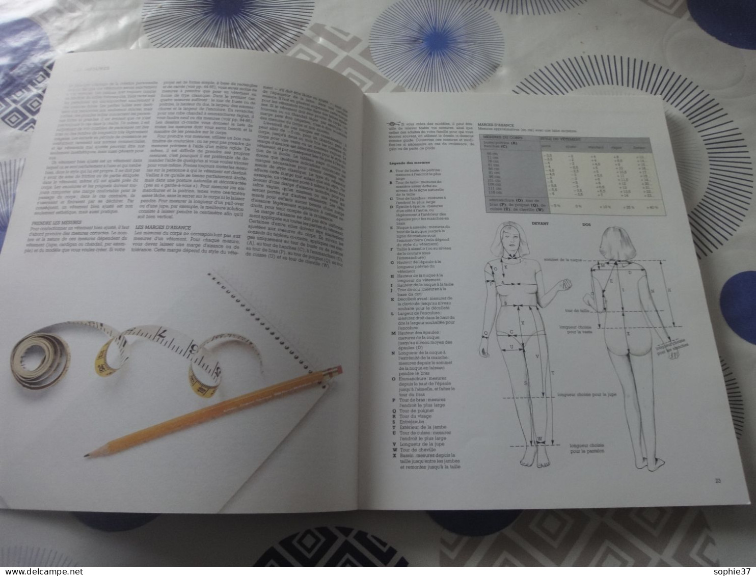 Le Grand Livre Du Tricot:savoir Tricoter-les Points De Base-48 Fiches Patrons - Mode