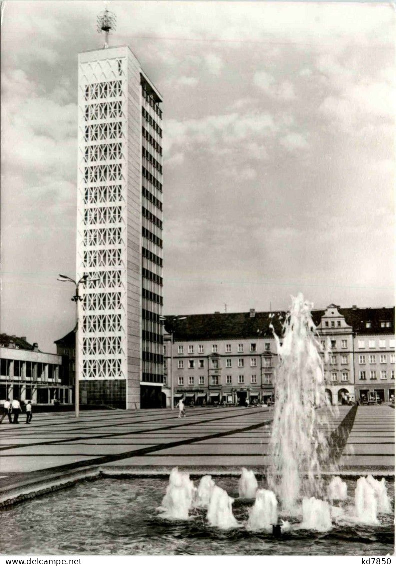 Neubrandenburg - Hochhaus Am Karl Marx Platz - Neubrandenburg