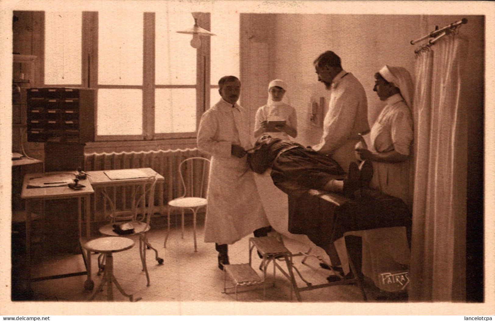 75 - PARIS / HOPITAL ECOLE DE LA SOCIETE DE SECOURS AUX BLESSES MILITAIRES - CONSULTATION DES VOIES DIGESTIVES - Salute, Ospedali