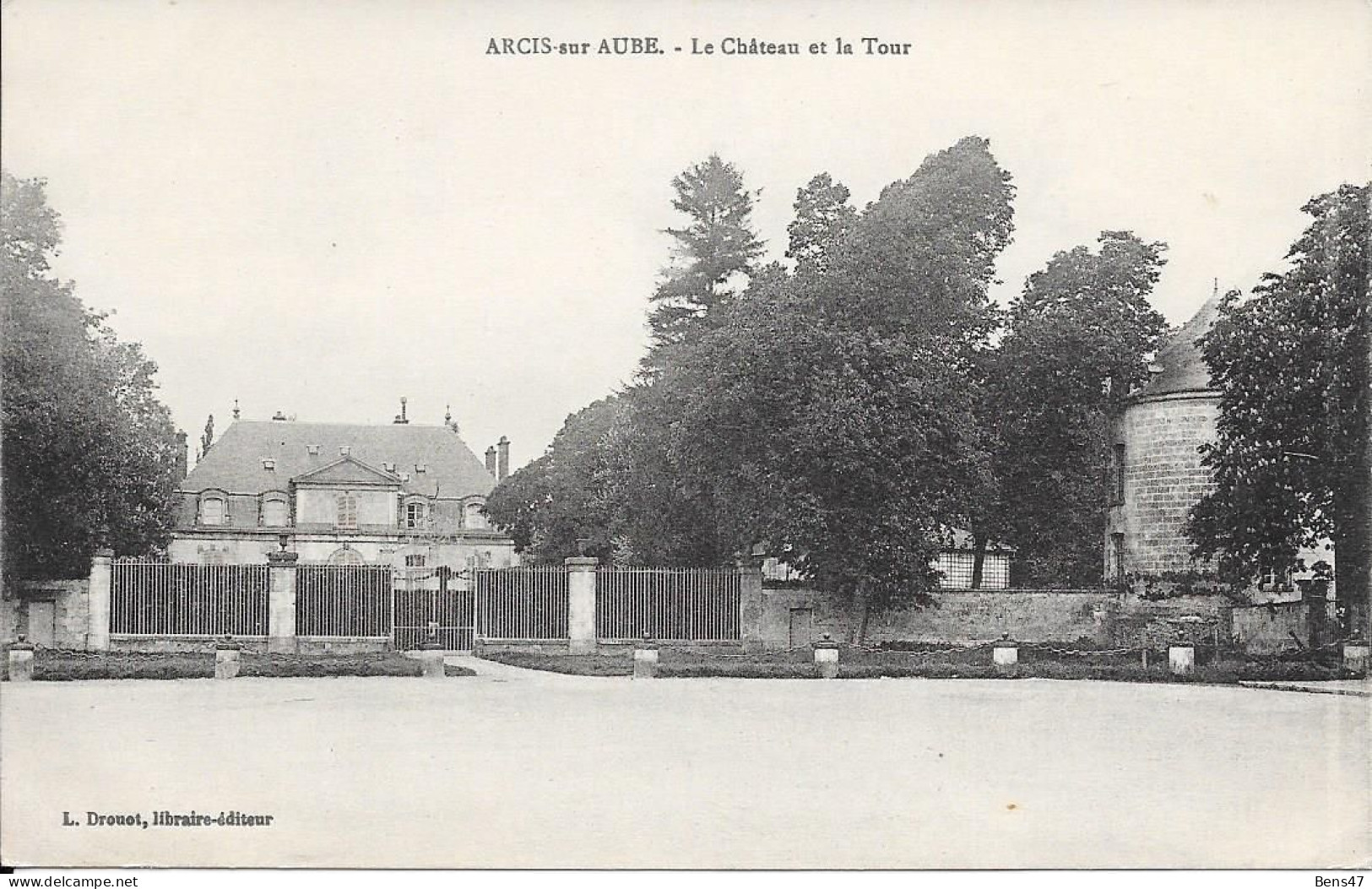 10 Arcis Sur Aube Le Chateau Et La Tour - Arcis Sur Aube