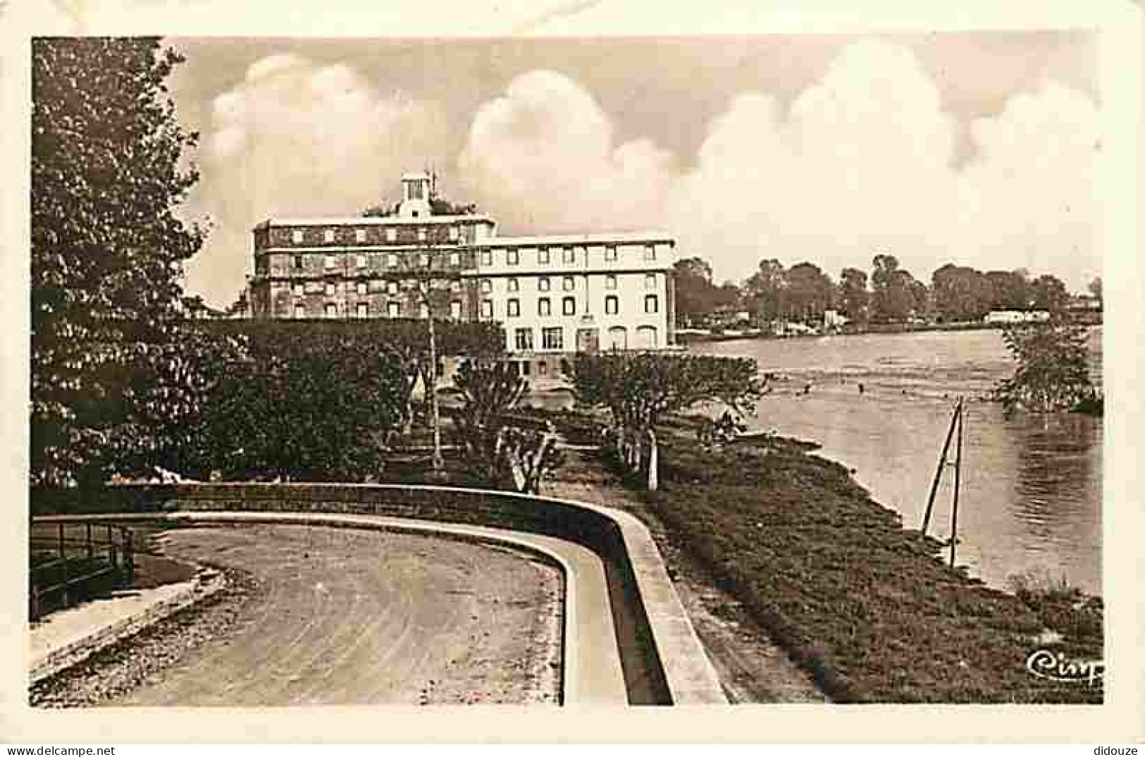 82 - Moissac - Hôtel Du Vieux Moulin - Carte Neuve - CPA - Voir Scans Recto-Verso - Moissac