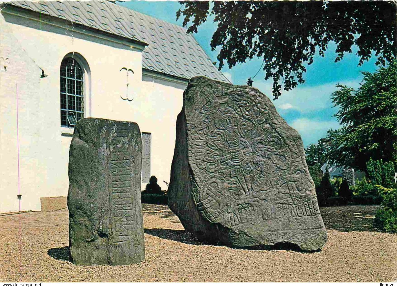 Finlande - Jelling - Runestenene - The Runic Stones - Suomi - Finland - Carte Dentelée - CPSM Grand Format - Voir Scans  - Finlandia