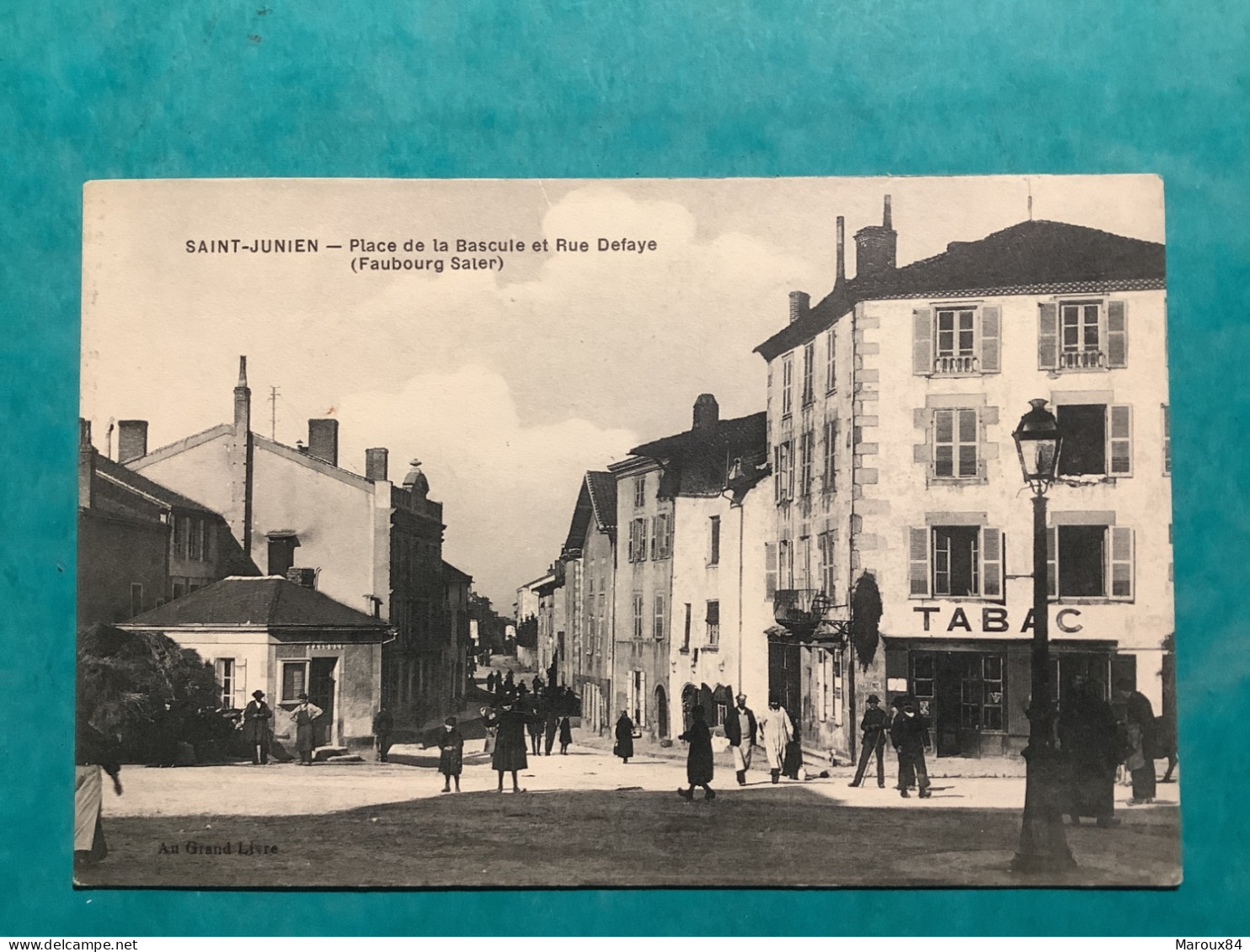 87/ Saint Junien Place De La Bascule Et Rue Defaye - Saint Junien