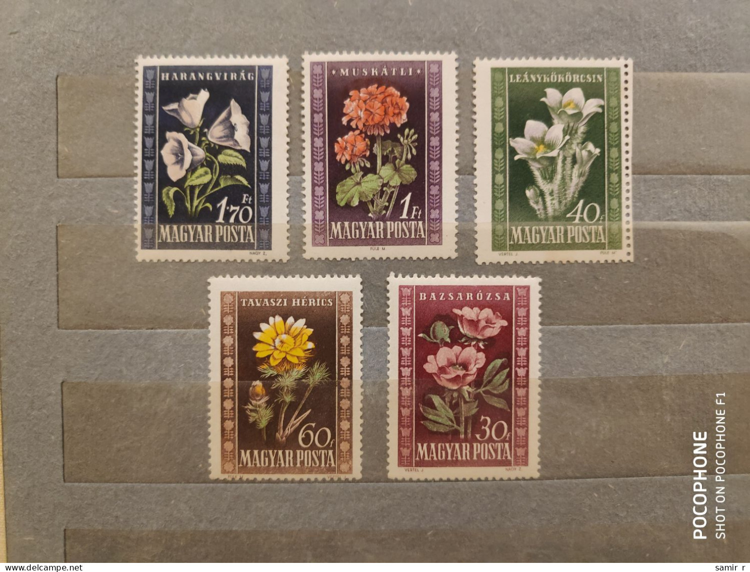 1950	Hungary	Flowers (F89) - Nuevos