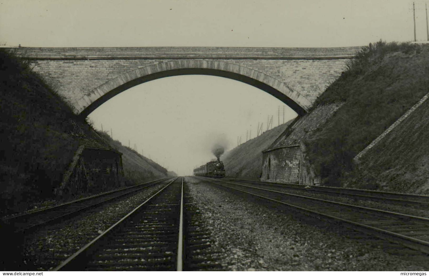 Reproduction - Train à Identifier, "Pont Des Soupirs" - Trains