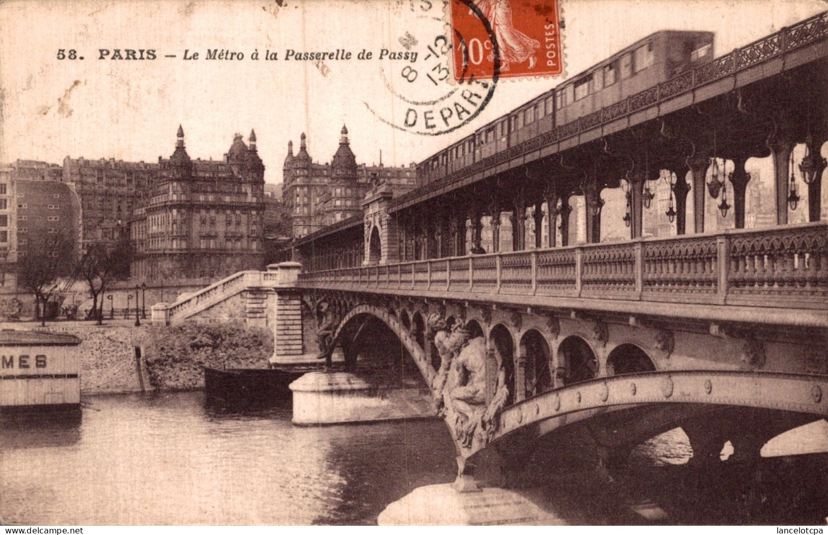 75 - PARIS / LE METRO A LA PASSERELLE DE PASSY - LOT DE TROIS CPA - Transporte Público