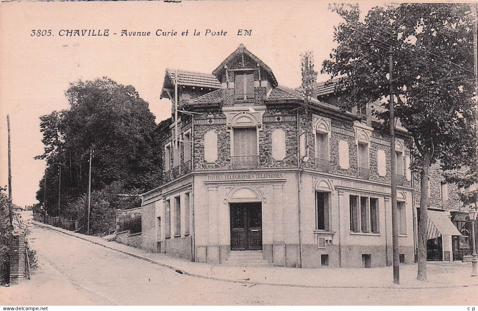 Chaville - Avenue Curie Et La Poste  -   CPA °J - Chaville