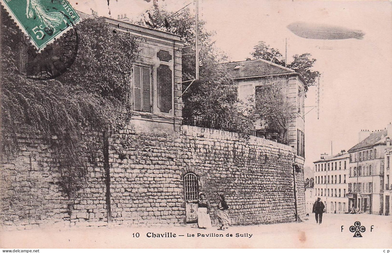 Chaville - Pavillon De Sully - Dirigeable Passant Dans Le Ciel -   CPA °J - Chaville