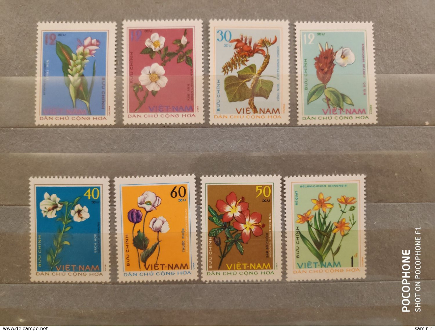 1975	Vietnam	Flowers (F89) - Vietnam