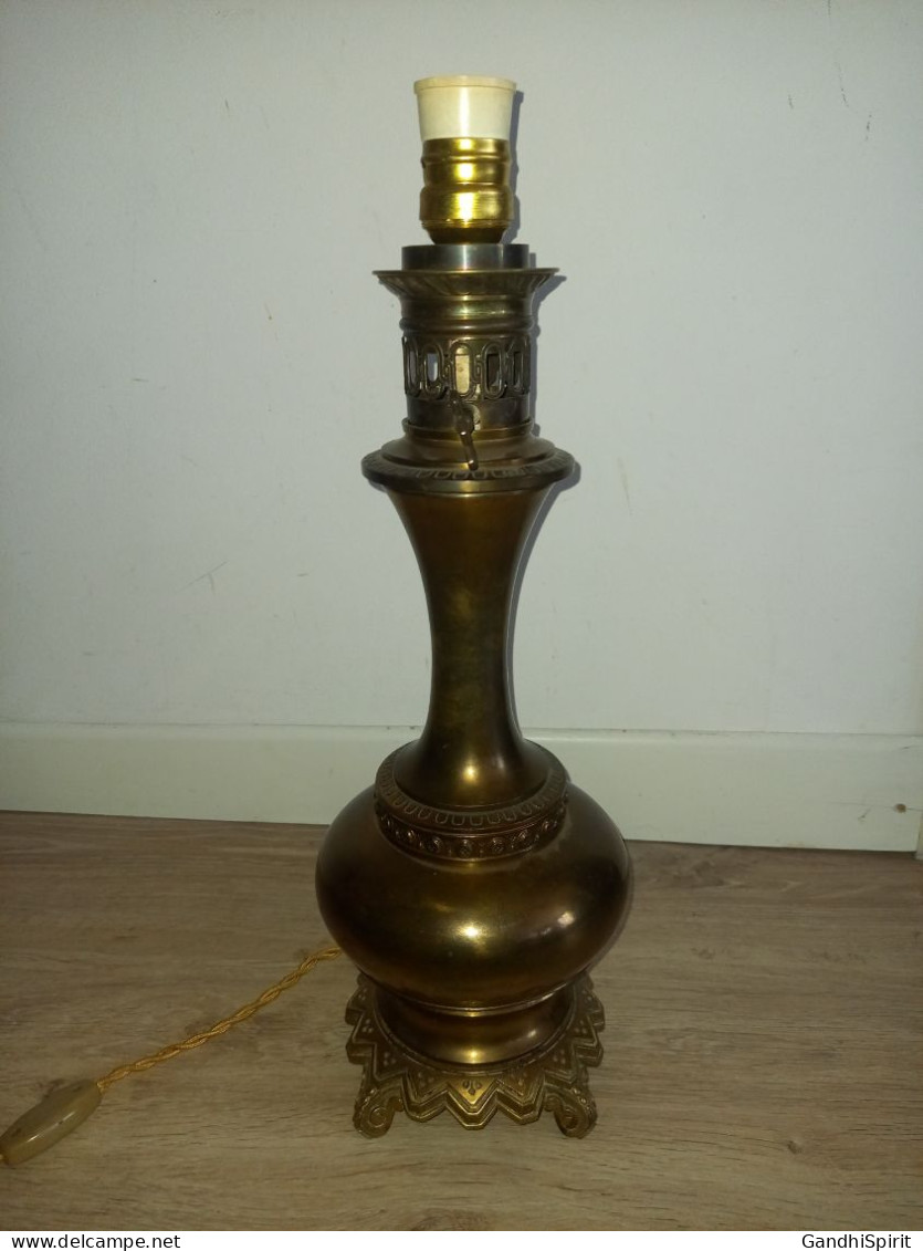 Magnifique Lampe JS à Pétrole Huile Ancienne électrifiée d'époque Socle Bronze