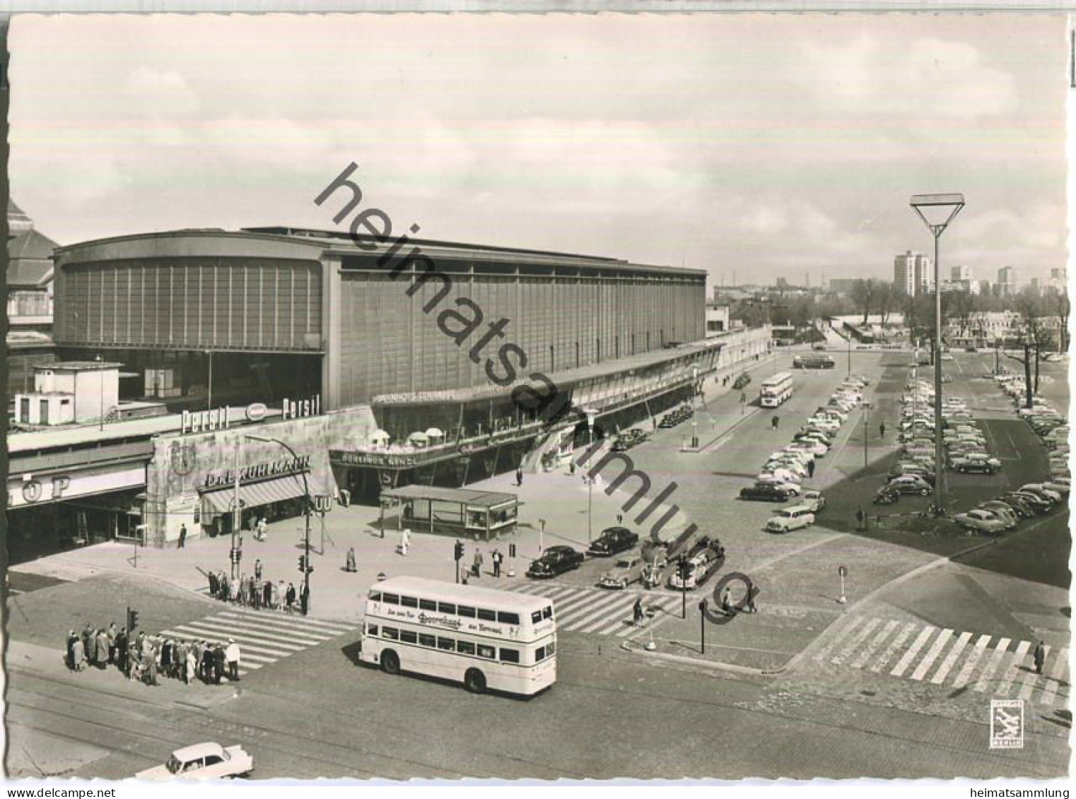 Berlin-Charlottenburg - Bahnhof Zoologischer Garten - BVG-Bus - Foto-Ansichtskarte - Verlag Klinke & Co. Berlin - Charlottenburg