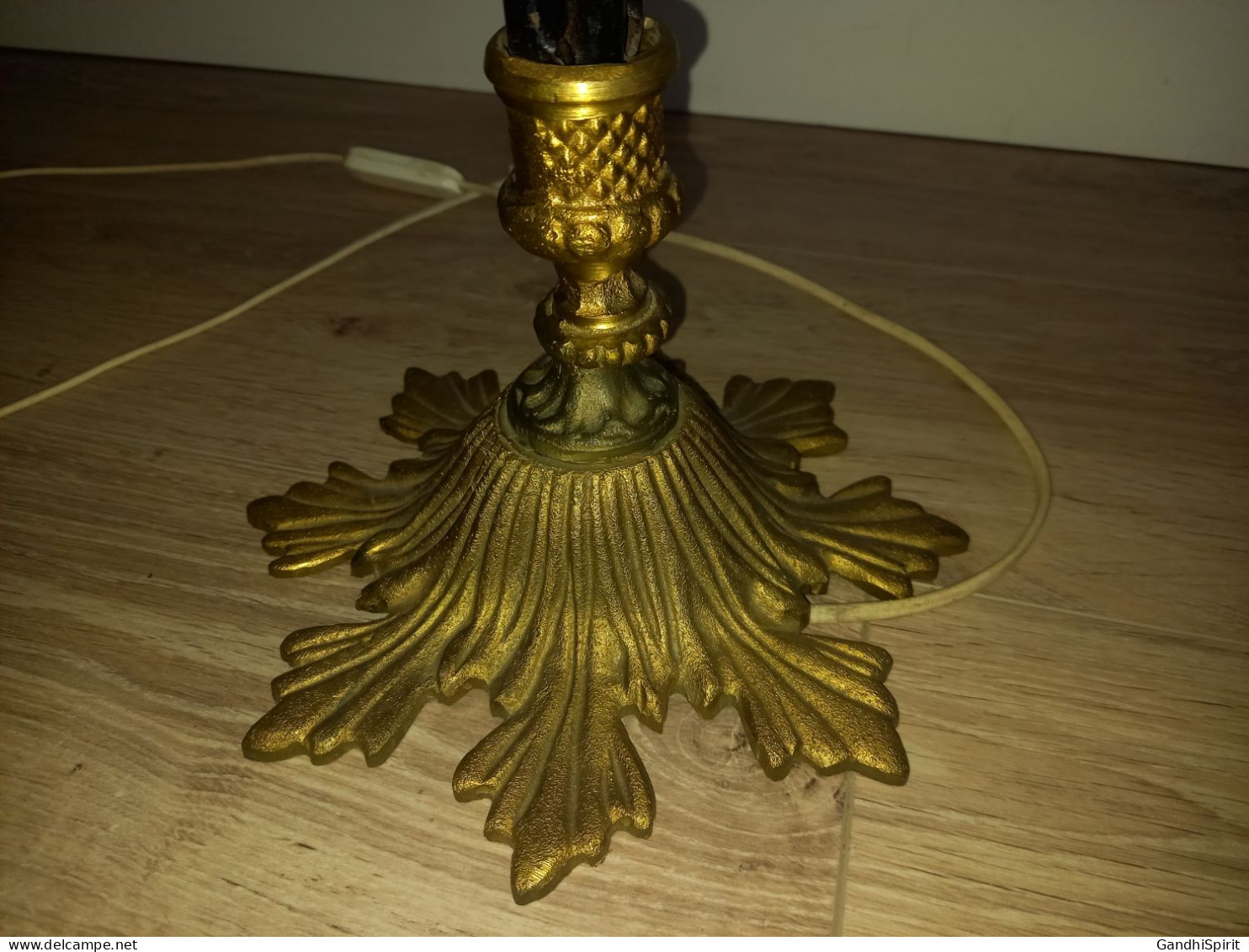 Superbe Lampe en Verre de Murano Modèle Grappe de Raisin à 4 Feux Socle Bronze