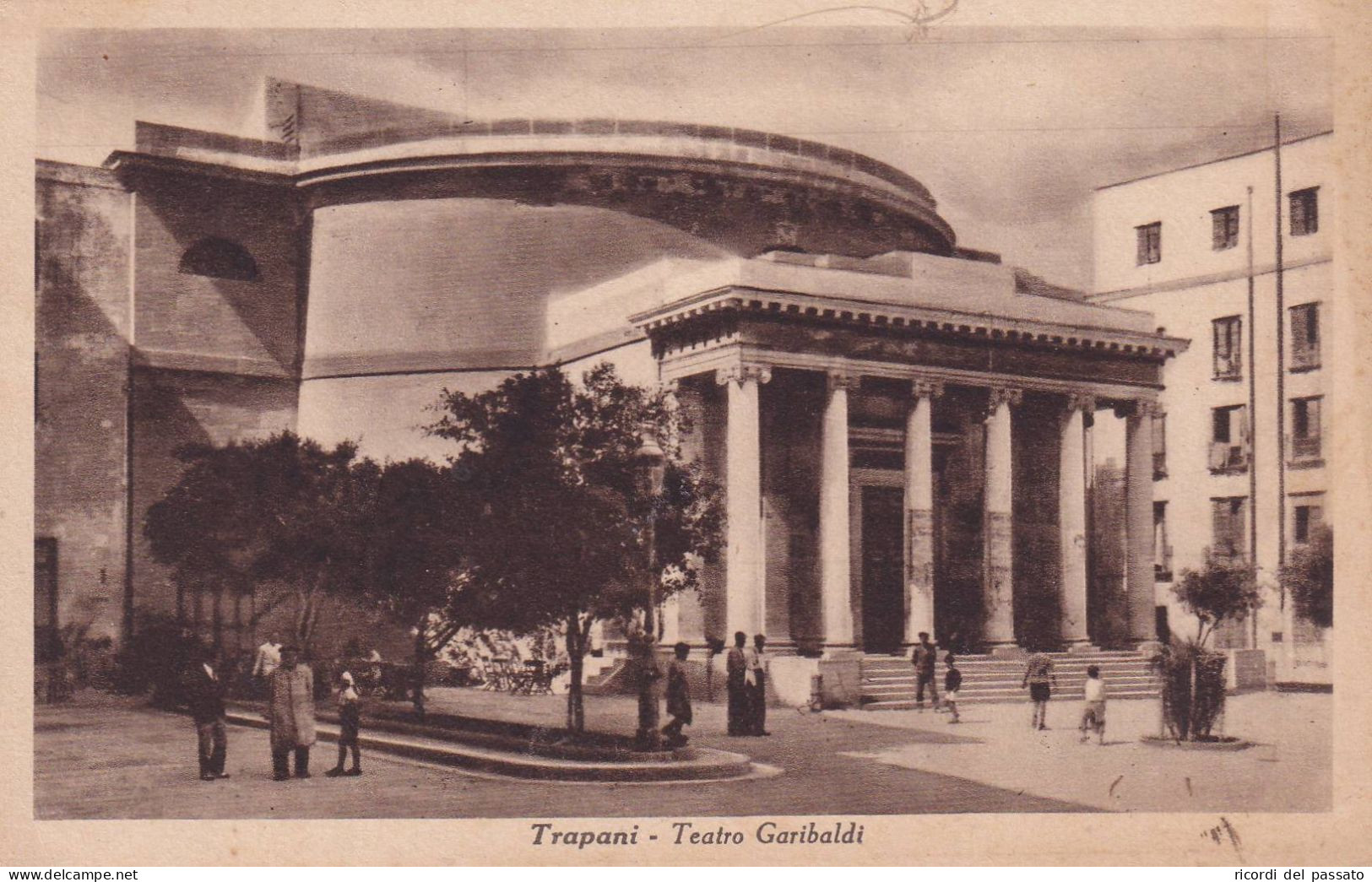 Cartolina Trapani - Teatro Garibaldi - Trapani