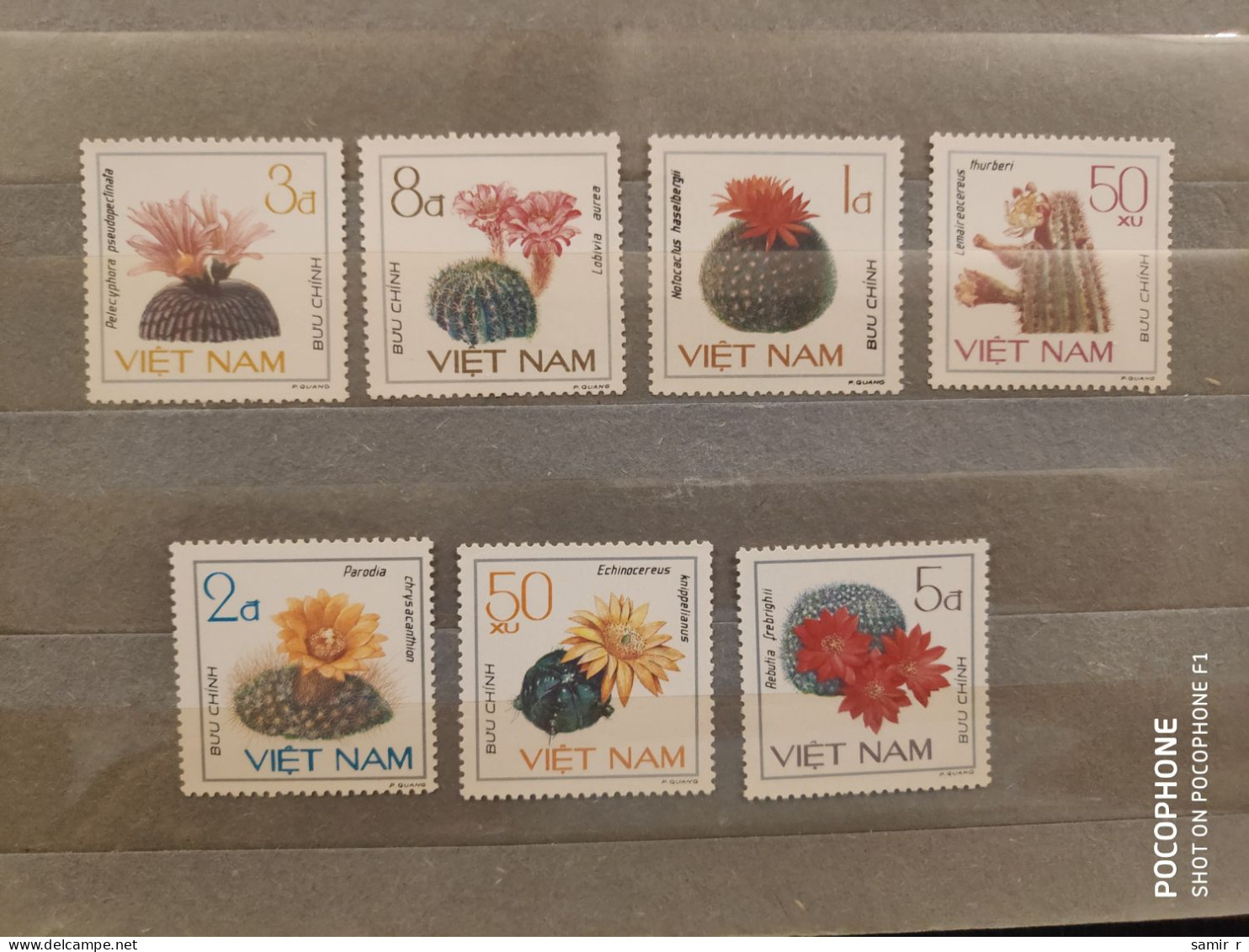 1985	Vietnam	Flowers (F89) - Viêt-Nam