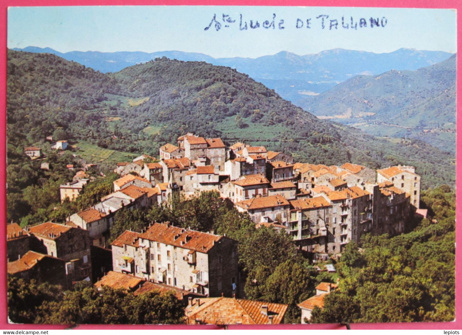 Visuel Pas Très Courant - 20 - Corse - Sainte Lucie De Tallano - Divers Aspects Du Village - Sartene