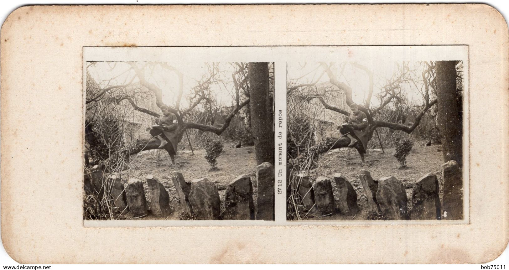 Photo Stereoscopique  , Un Créneau Dans La Tranchée - 1914-18
