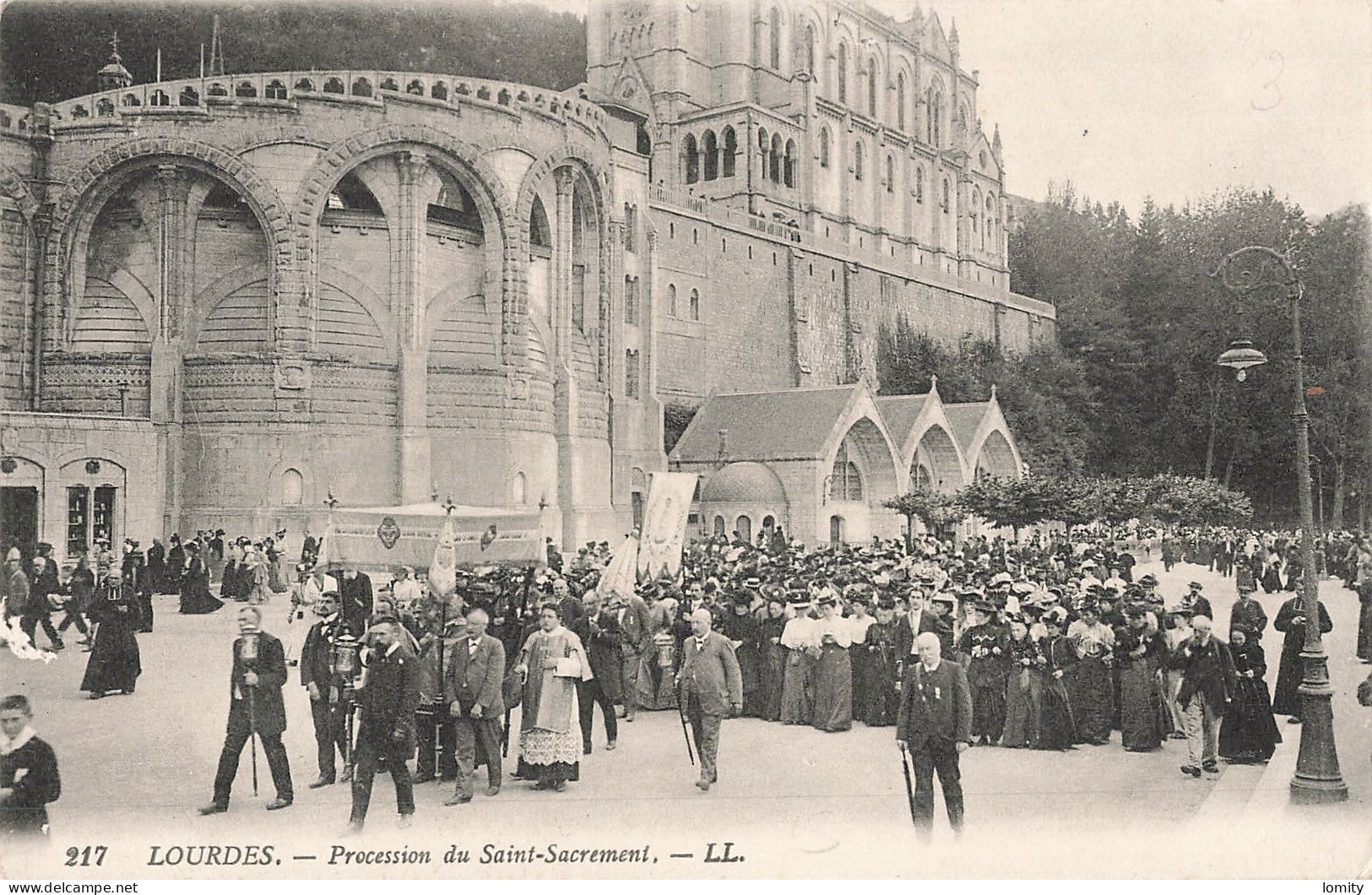 Destockage lot de 40 cartes postales CPA Hautes Pyrénées Gavarnie Cauterets Lourdes