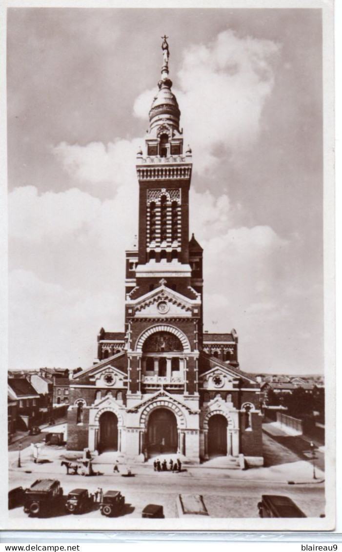 101 La Basilique Notre Dame De Brebieres Vue De Face - Albert