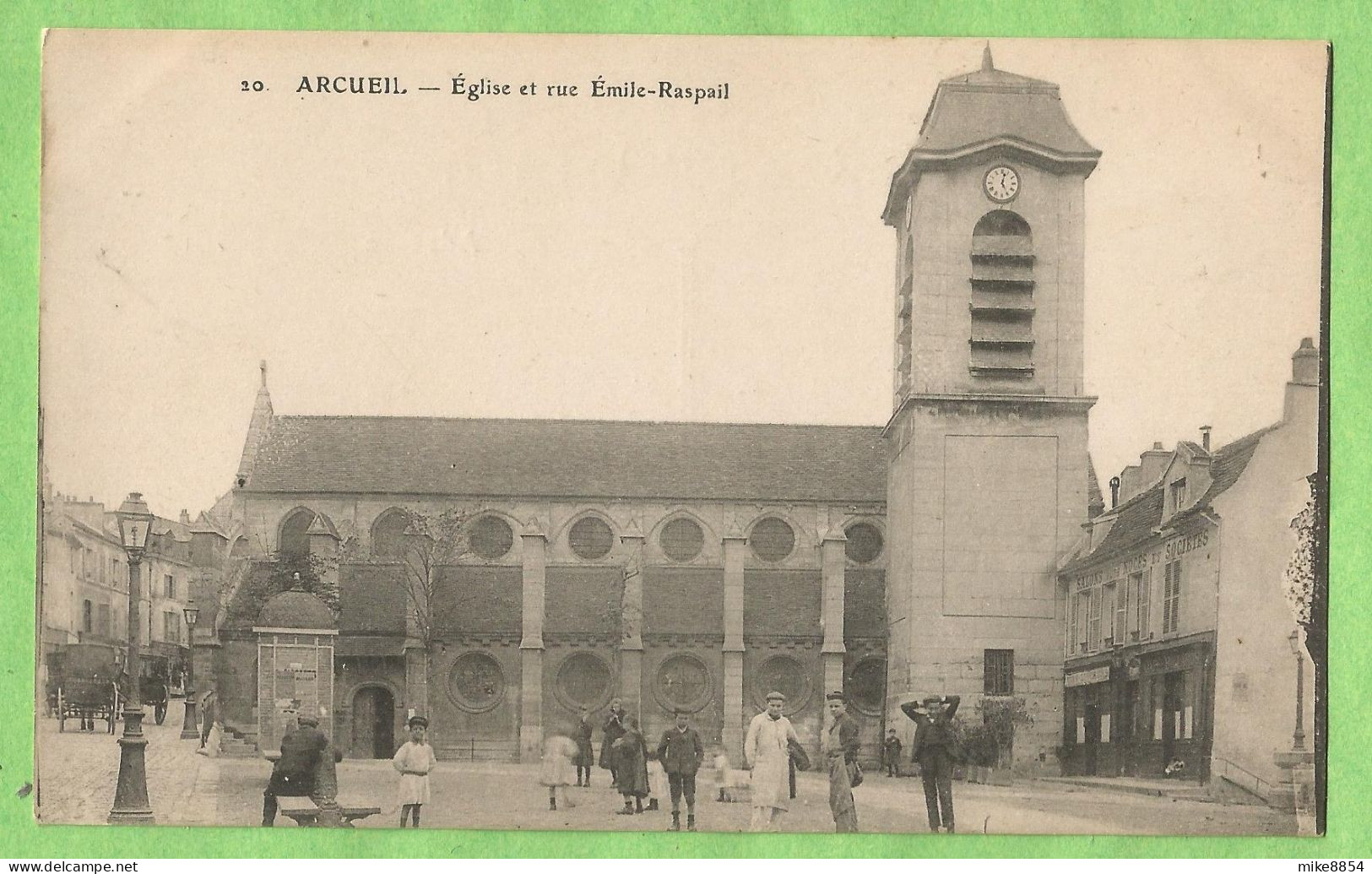 A185    CPA  ARCUEIL  -  Eglise Et Rue Emile Raspail - Animation  +++++ - Arcueil